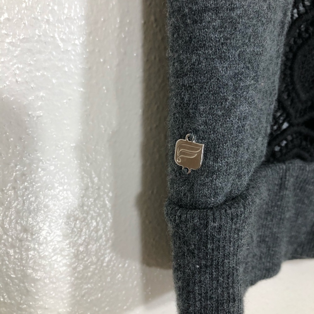 Fabletics sleeveless hooded sweatshirt gray S - Picture 6 of 9